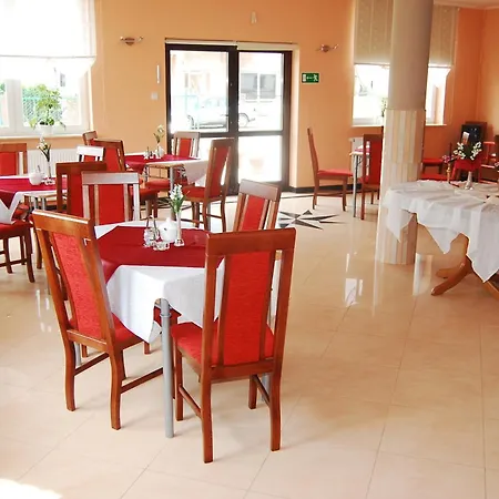 Alojamento de Acomodação e Pequeno-almoço Koga